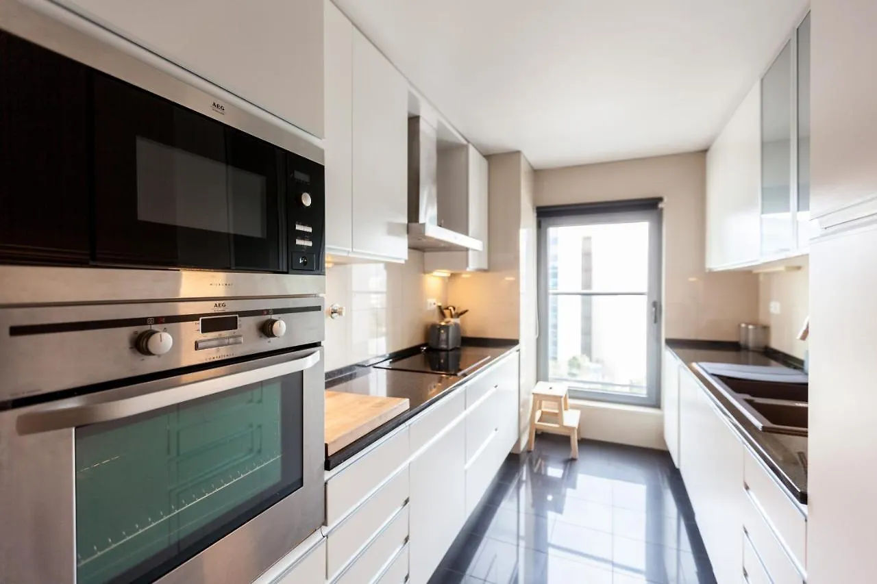 Flh Expo Apartment With View Lisboa Portugal
